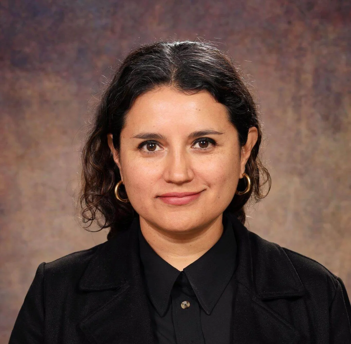 Isabel  Pinto