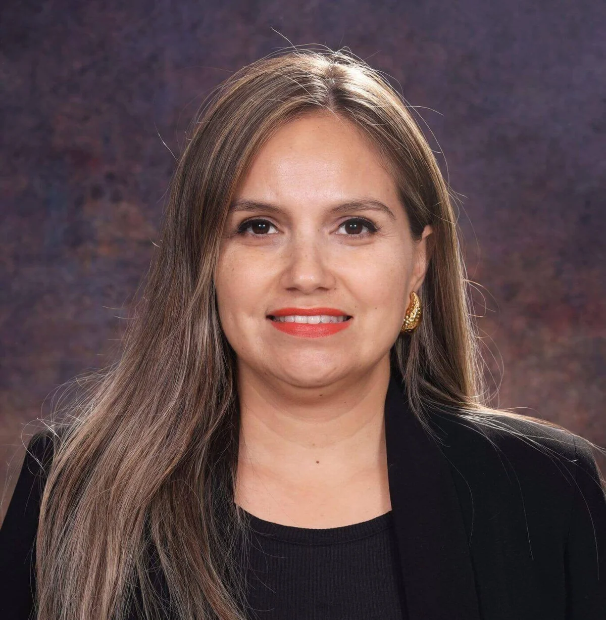 Leslie  Valenzuela